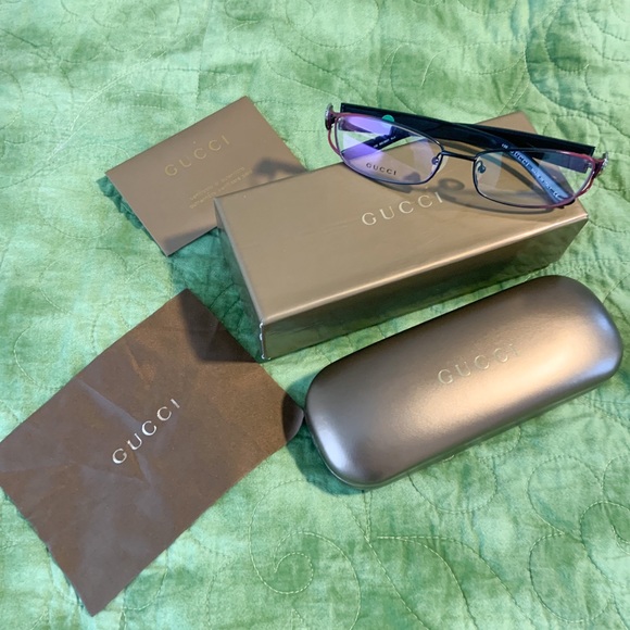 Gucci Eyeglasses GG2837 Rectangular Heart Frame - Picture 2 of 12